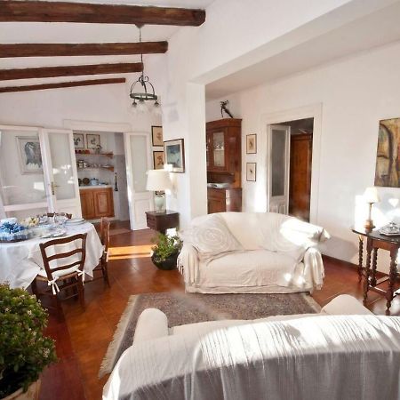 شقة Attico In Centro Con Vista Della Torre - Cozy Penthouse Facing To The Tower أوريستانو المظهر الخارجي الصورة